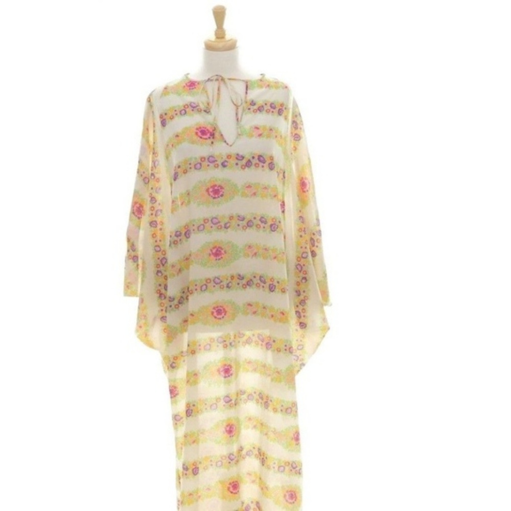 Lord & Taylor Medium Maxi Dress White Floral Long